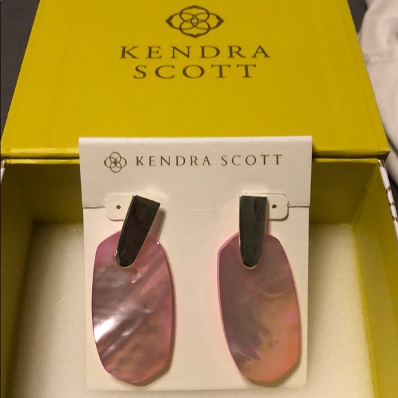 Kendra Scott earrings - Picture 1 of 1
